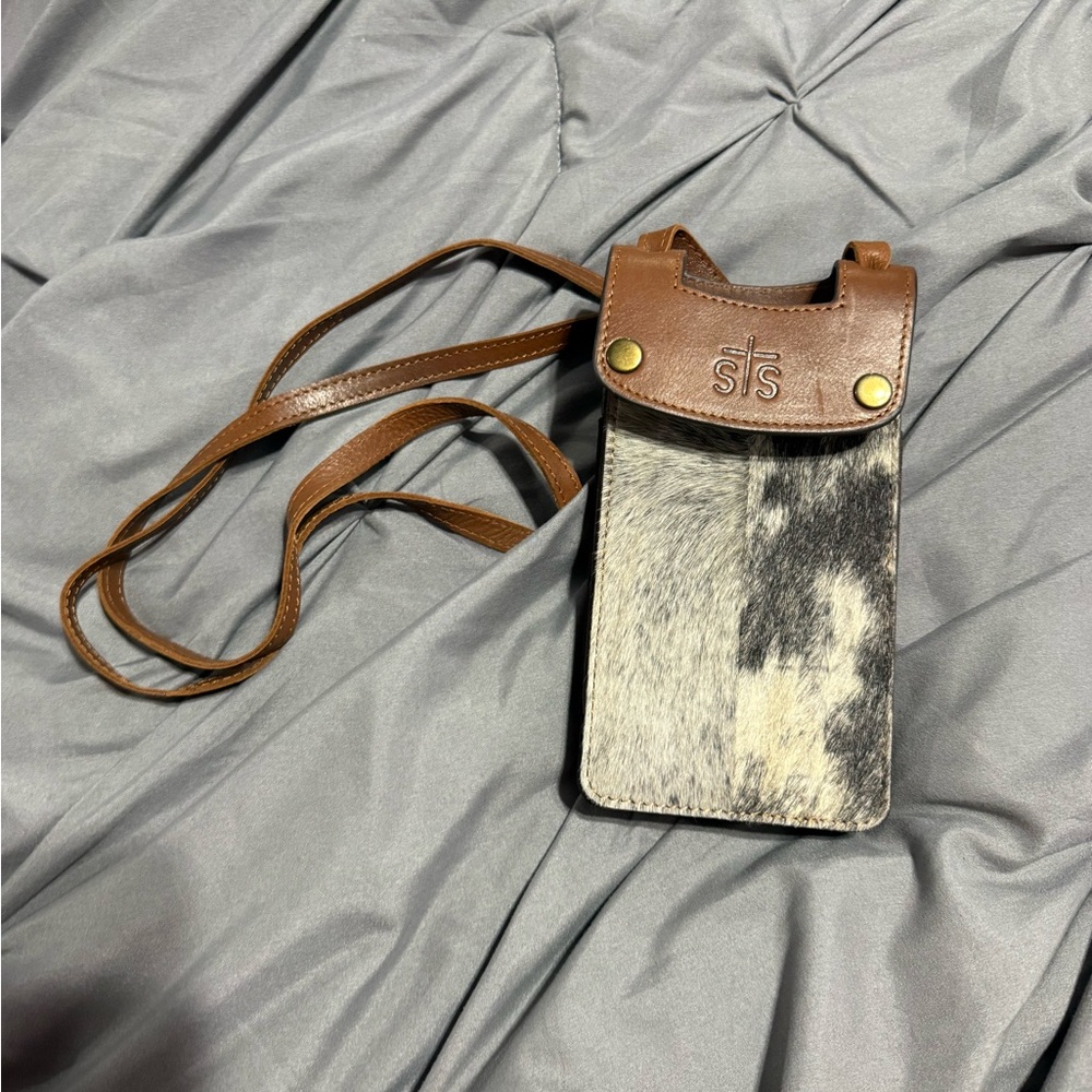 STS ranchwear phone purse